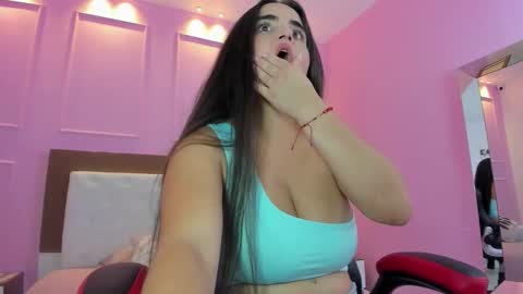 ZOE  online show from 10/21/25, 07:25