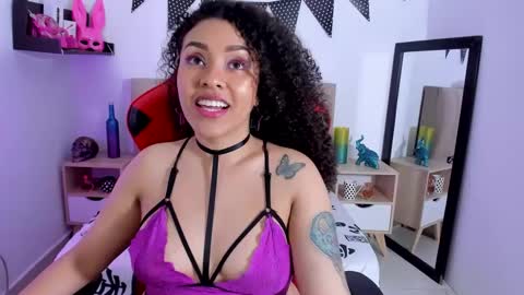 Zoe Gruber online show from 12/14/24, 02:01