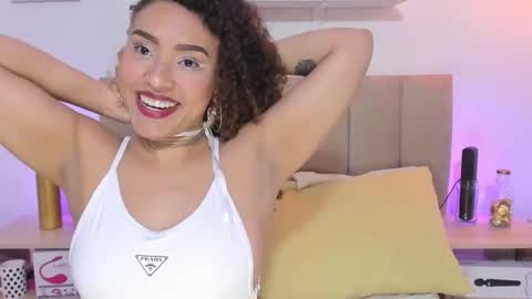 Zoe Gruber online show from 11/14/25, 09:46