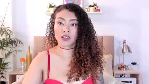 Snapshot of zoe_gruber chatting on 02/10/26, 10:14 Zoe Gruber online show from 02/10/26, 10:14