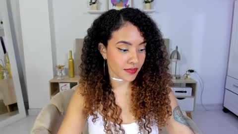Snapshot of zoe_gruber chatting on 07/11/26, 01:08 Zoe Gruber online show from 07/11/26, 01:08