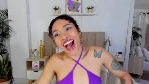 Snapshot of zoe_gruber chatting on 07/25/26, 01:47 Zoe Gruber online show from 07/25/26, 01:47