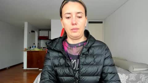 Snapshot of zoe_jeane_beker chatting on 02/20/26, 09:48 ZOE online show from 02/20/26, 09:48