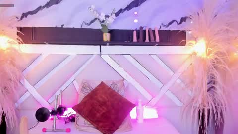 Snapshot of zoe_johnsonn1 chatting on 04/14/26, 09:54 Zoey online show from 04/14/26, 09:54