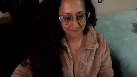 Snapshot of zoe_koller chatting on 06/17/26, 02:25 Zoe Koller online show from 06/17/26, 02:25
