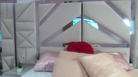 CAMILA online show from 01/08/25, 02:25