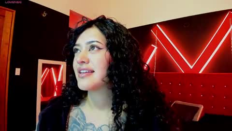 Snapshot of zoe_lara_34 chatting on 04/13/26, 03:34 zoe online show from 04/13/26, 03:34