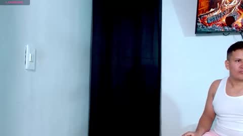 zoe_latin4 online show from 04/28/26, 06:07