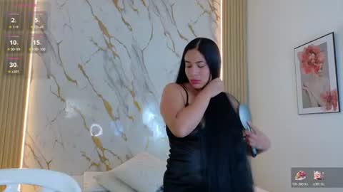 Snapshot of zoe_longhair chatting on 06/30/26, 01:45 zoe_longhair online show from 06/30/26, 01:45