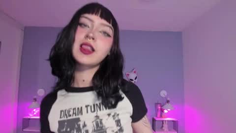 Zoe Lynch online show from 09/28/25, 02:33