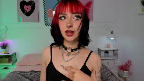 Zoe Lynch online show from 02/25/26, 11:31