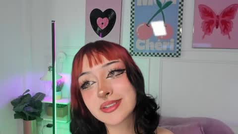 Snapshot of zoe_lynch_ chatting on 03/18/26, 11:35 Zoe Lynch online show from 03/18/26, 11:35