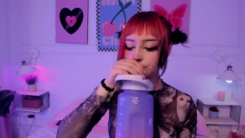 Snapshot of zoe_lynch_ chatting on 04/03/26, 12:25 Zoe Lynch online show from 04/03/26, 12:25