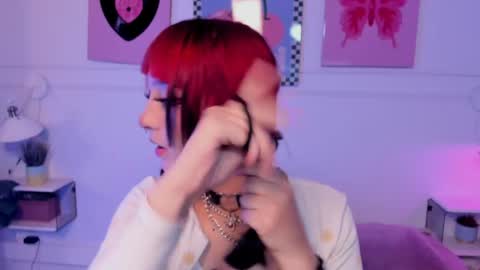 Snapshot of zoe_lynch_ chatting on 04/13/26, 11:37 Zoe Lynch online show from 04/13/26, 11:37