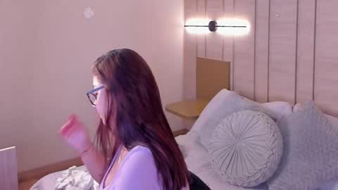 Snapshot of zoe_mhendez chatting on 02/04/26, 11:38 zoe_mhendez online show from 02/04/26, 11:38