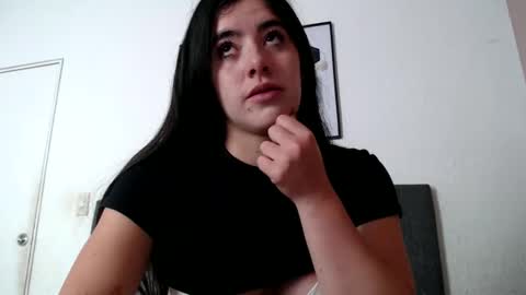 Zoe online show from 01/14/25, 07:43