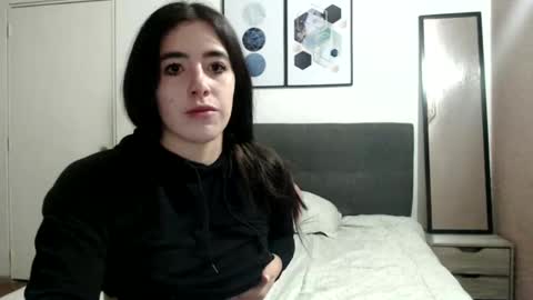 Zoe online show from 02/26/25, 03:53