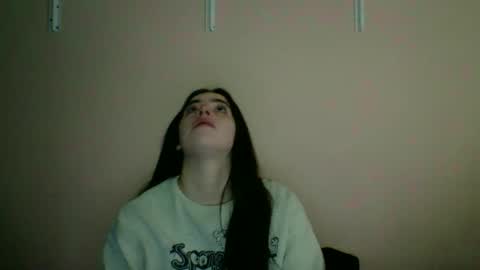 Zoe online show from 11/06/25, 07:26