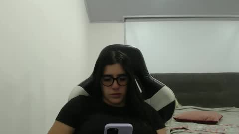 Zoe online show from 03/03/26, 04:40