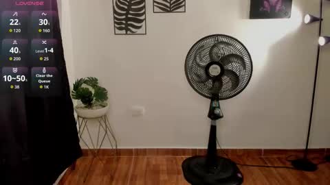 Snapshot of zoe_millerx chatting on 02/11/26, 01:16 zoe_millerx online show from 02/11/26, 01:16