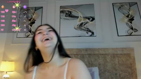 zoe_moon__ online show from 05/19/26, 11:27