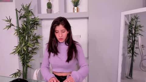 Snapshot of zoe_olsen__ chatting on 02/28/25, 09:44 Zoe Olsen online show from 02/28/25, 09:44