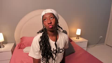 Snapshot of zoe_pinkett chatting on 03/22/26, 03:54 zoe_pinkett online show from 03/22/26, 03:54