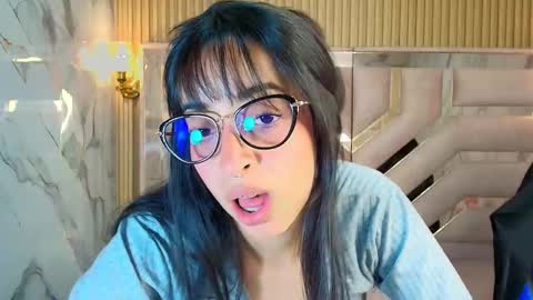 Zoe  online show from 09/12/25, 03:06