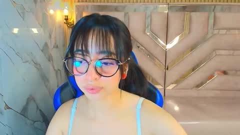 Zoe  online show from 09/26/25, 03:54