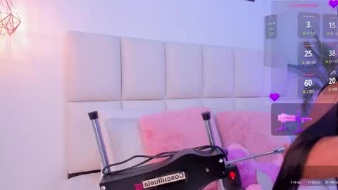 Zoe online show from 11/19/25, 01:16