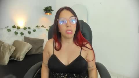 Snapshot of zoe_ross1 chatting on 02/04/26, 11:31 Zoe online show from 02/04/26, 11:31