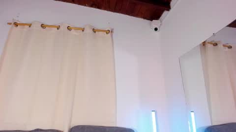 Zoe online show from 03/12/25, 12:10