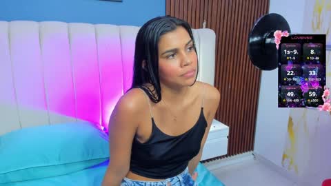 Snapshot of zoe_scarlet chatting on 03/31/26, 12:05 zoe_scarlet online show from 03/31/26, 12:05