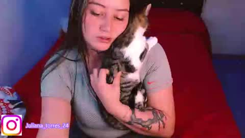 Snapshot of zoe_sexy69 chatting on 01/06/25, 11:42 ZOE online show from 01/06/25, 11:42