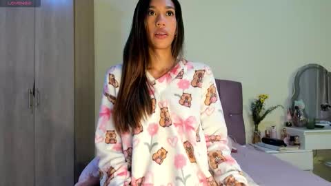 Snapshot of zoe_storm2 chatting on 03/11/26, 12:38 Zoe online show from 03/11/26, 12:38