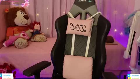 Snapshot of zoe_sullivan_ chatting on 03/15/26, 09:26 zoe_sullivan_ online show from 03/15/26, 09:26