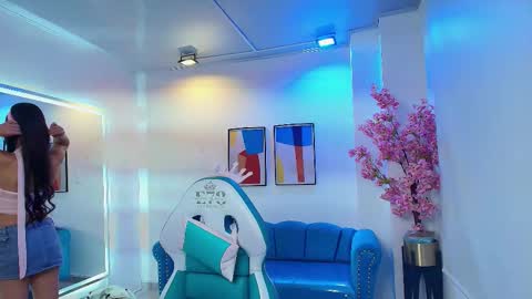 Snapshot of zoe_swan chatting on 03/19/26, 11:14 Zoe online show from 03/19/26, 11:14