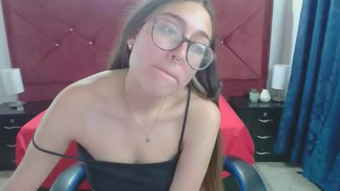 zoe_sweet050 online show from 01/13/26, 08:03