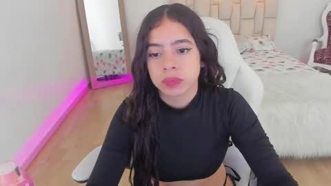 Zoe online show from 03/07/25, 02:23