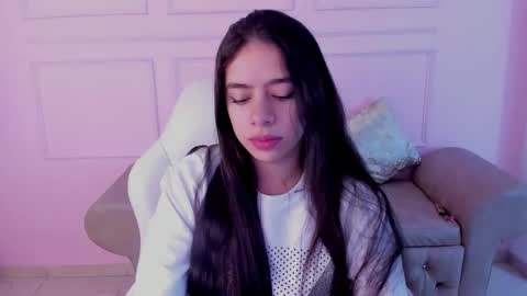 Zoe online show from 10/10/25, 11:53