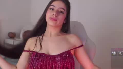 Snapshot of zoe_turnner_18 chatting on 06/25/26, 11:37 Zoe online show from 06/25/26, 11:37