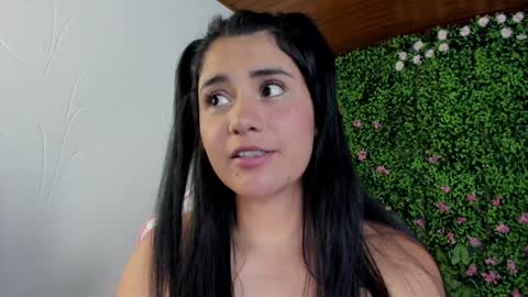 Snapshot of zoe_wattson chatting on 12/05/24, 02:42 Zoe online show from 12/05/24, 02:42