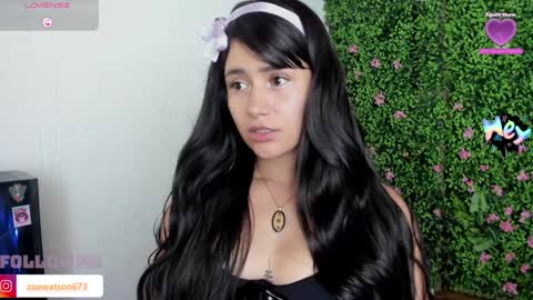 Snapshot of zoe_wattson chatting on 01/10/25, 02:46 Zoe online show from 01/10/25, 02:46