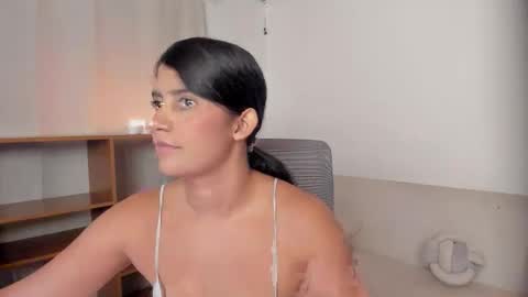 Snapshot of zoe_wattson chatting on 04/07/26, 02:56 Zoe online show from 04/07/26, 02:56