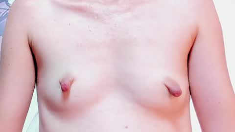 Snapshot of zoe_winterxxx chatting on 06/20/26, 12:03 Zoe online show from 06/20/26, 12:03