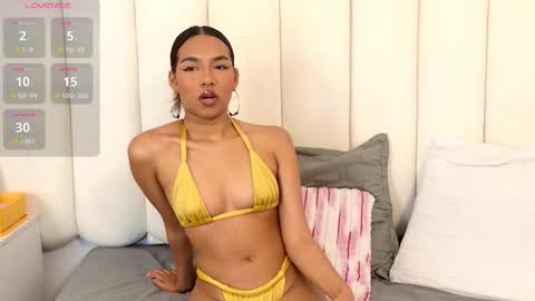 zoeameliie online show from 02/11/26, 11:54