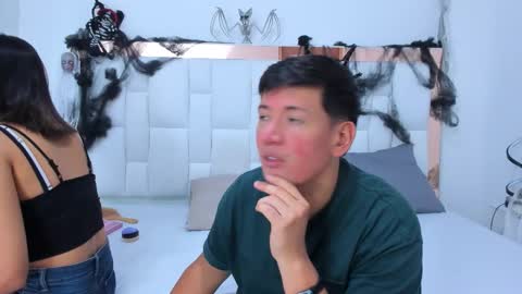 Zoe And Ethan online show from 10/17/25, 06:32