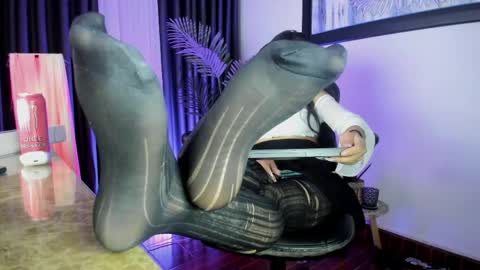 Zoe online show from 04/14/26, 08:48