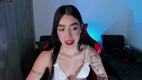 Snapshot of zoee_jackson chatting on 04/05/26, 04:20 zoee jackson online show from 04/05/26, 04:20