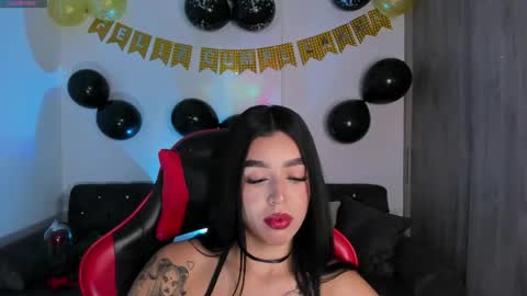 Snapshot of zoee_jackson chatting on 04/16/26, 05:52 zoee jackson online show from 04/16/26, 05:52